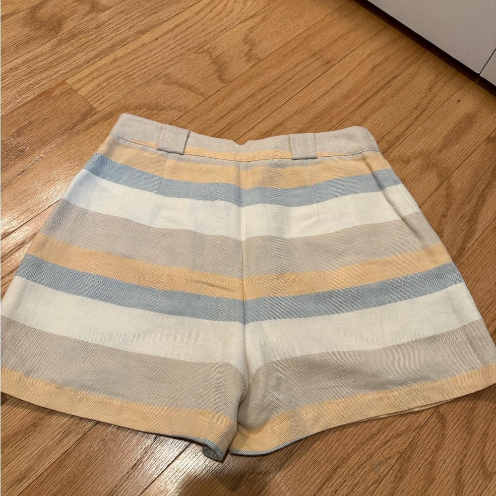 Club Monaco Striped linen cotton shorts, size 4 - Picture 2 of 4